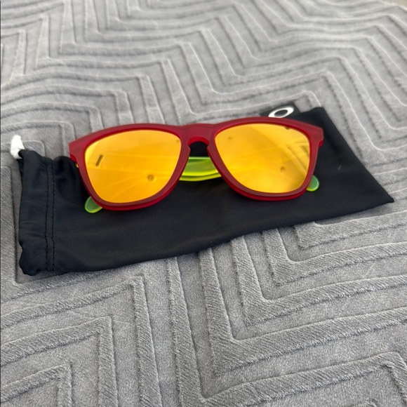 Oakley Other - Oakley Blacklight Frogskins - Pink/Yellow
